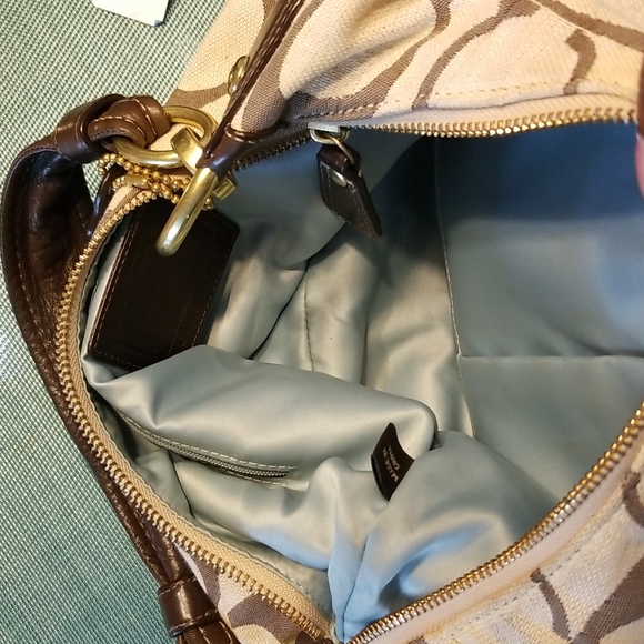 Very Stylish brown and tan Coach bag! - Picture 6 of 7